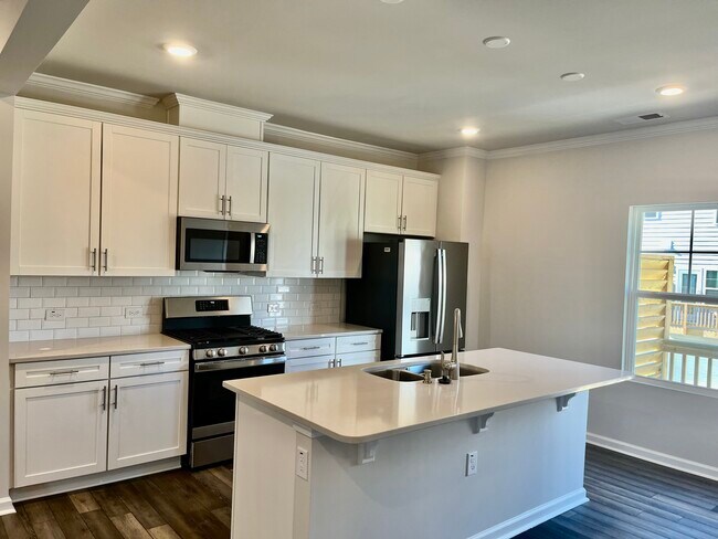 Building Photo - 1009 Belloak Wy