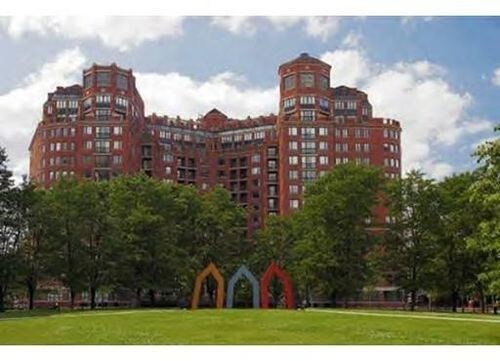 Foto del edificio - 10 Rogers St