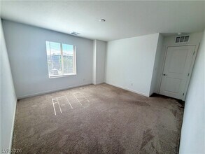 Building Photo - 11377 Sonny Miller Ct