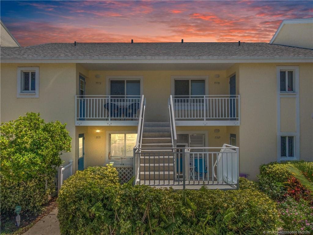 Primary Photo - 5571 NE Gulfstream Way