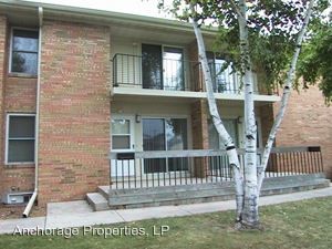 Primary Photo - 2 br, 1.5 bath House - 709 W. 9th St