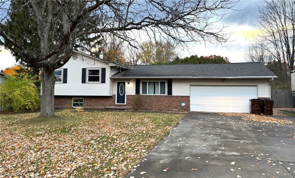 2713 Smith Rd Fairlawn, OH 44333 – photo 1 of 20