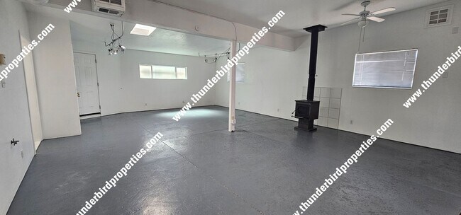 Foto del edificio - 2124 Oxford Ave SE