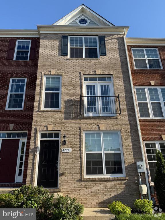 Building Photo - 42711 Tunstall Terrace