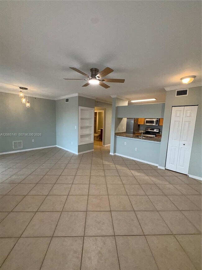 Building Photo - 6482 Emerald Dunes Dr