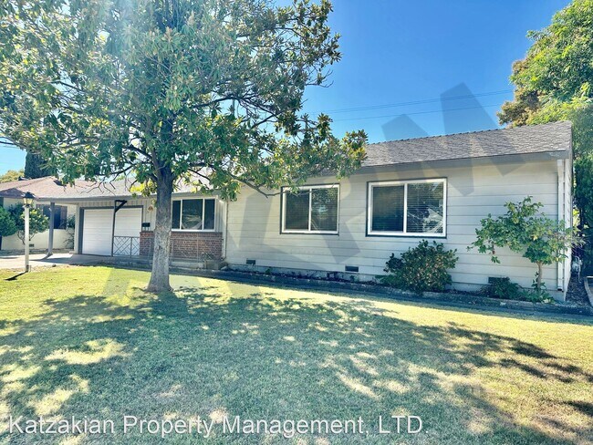 Building Photo - 3 br, 1 bath House - 24 W. Mayfair Avenue