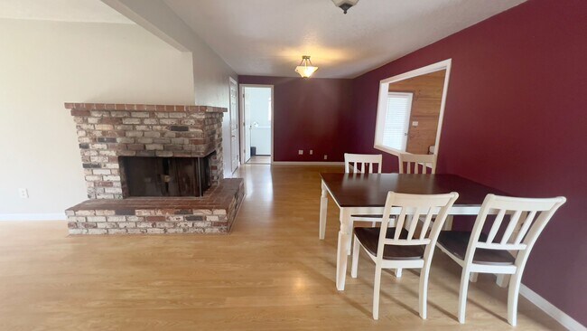 Foto del edificio - 91692 Smith Lake Rd