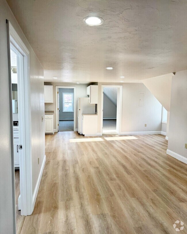 Apartments for rent near Attitash Mountain Resort in Bartlett, NH