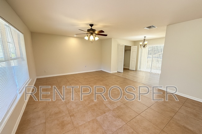 Photo - 2009 Lady Ave House