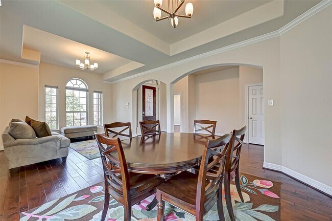 Building Photo - 6503 Rosewood Manor Ct