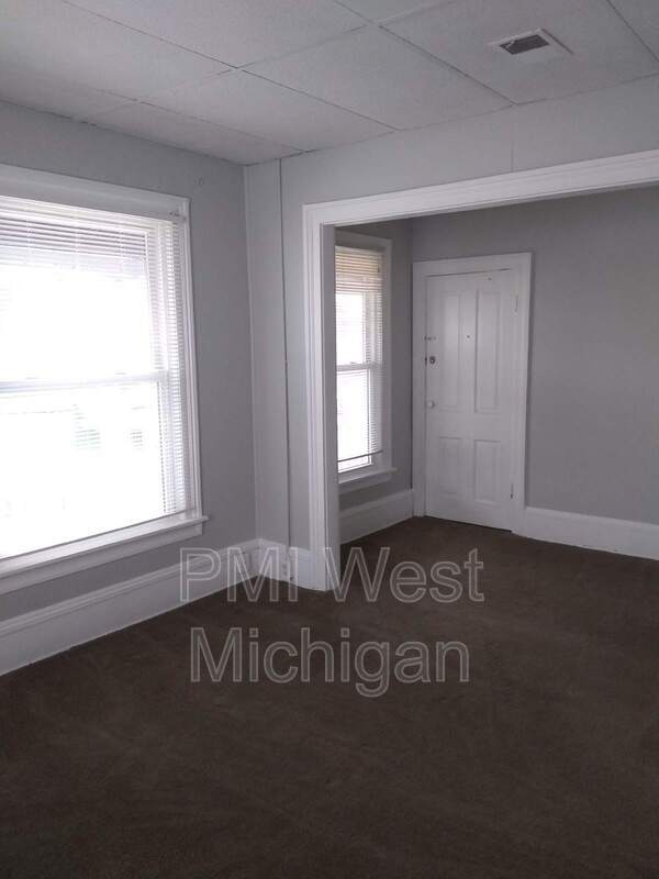 Foto del edificio - 824 Nagold St NW