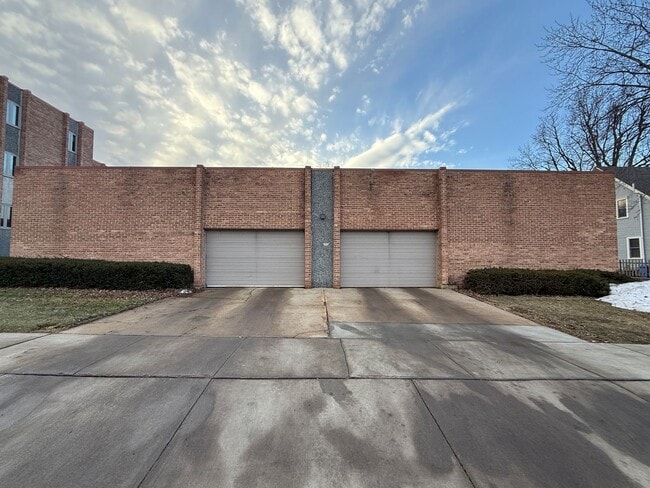 Foto del edificio - 100 W 17th St