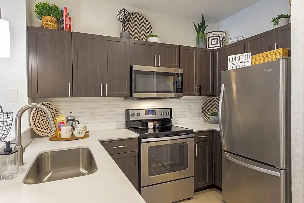 Primary Photo - Perfect Space, Prime Location – 1 Bed in D...