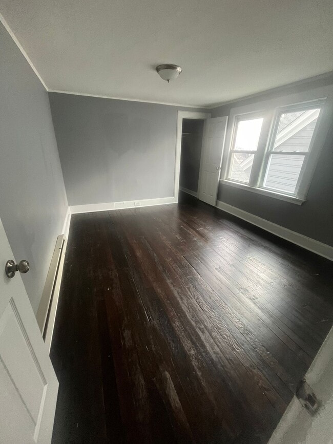 Building Photo - 73 Poe Ave