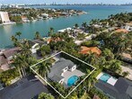 Primary Photo - 7730 Beach View Dr