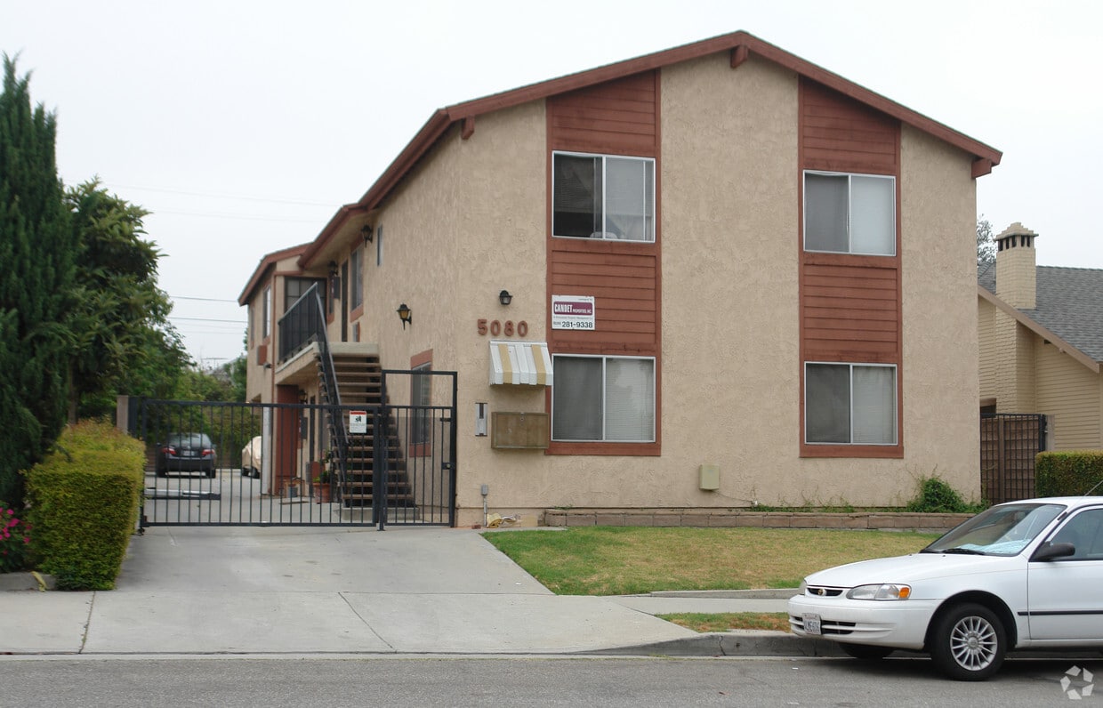 Primary Photo - 5080 Glen Iris Ave