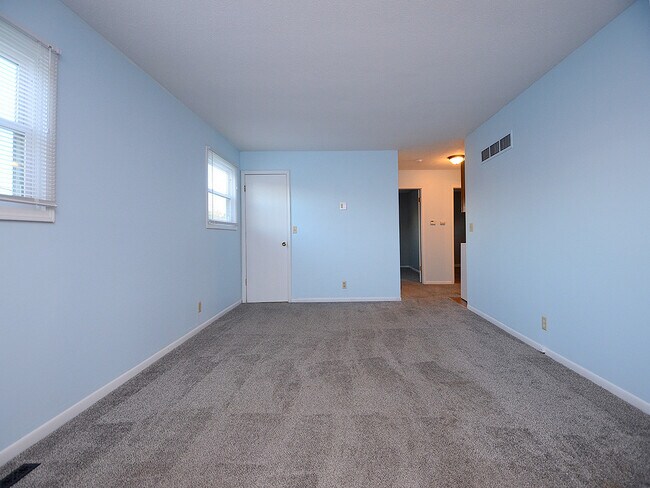 Building Photo - Binney House