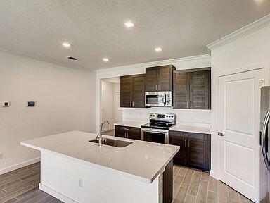 Foto del edificio - 1343 NE White Pine Terrace