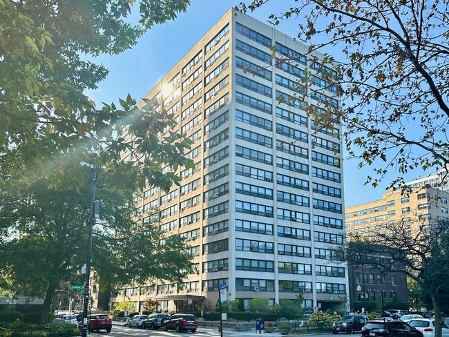 Building Photo - 4180 N Marine Dr