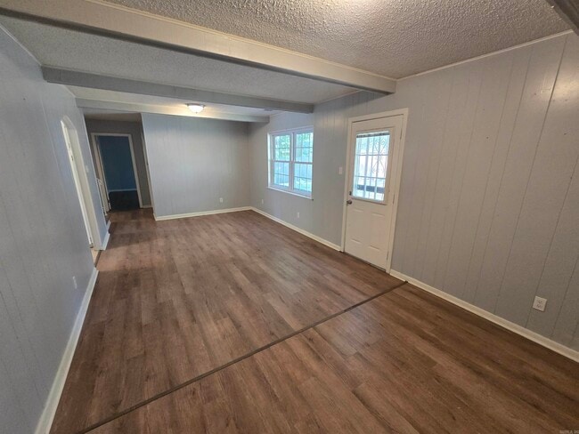 Building Photo - 10318 Independence Ln