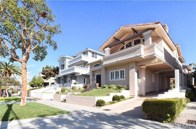 Foto del edificio - 318 S Broadway