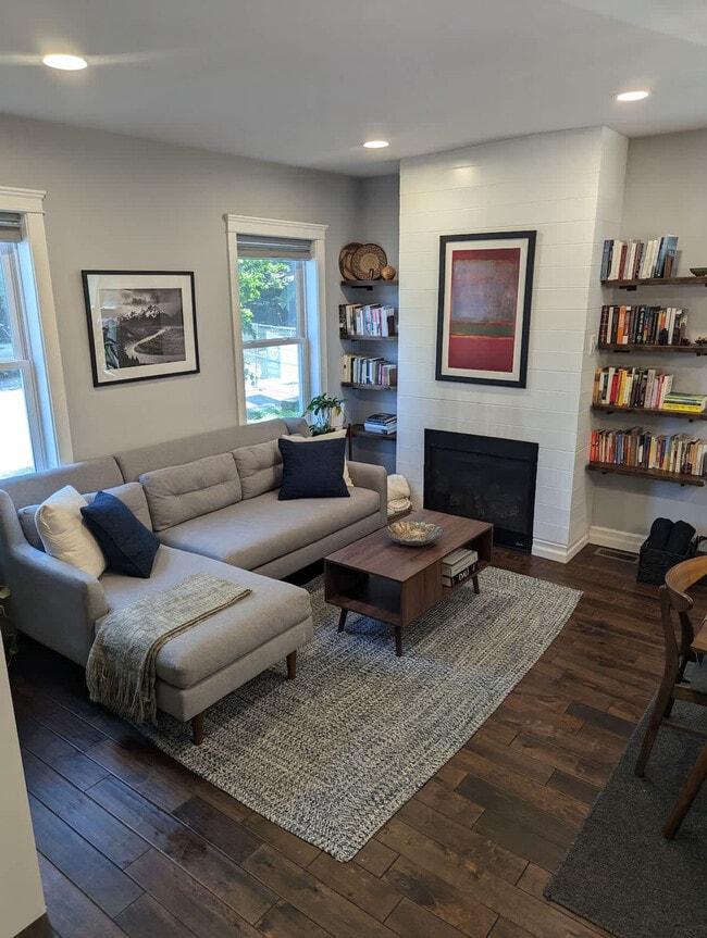 Building Photo - 85 Glen Rd