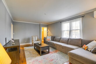 Building Photo - 199 S Rd