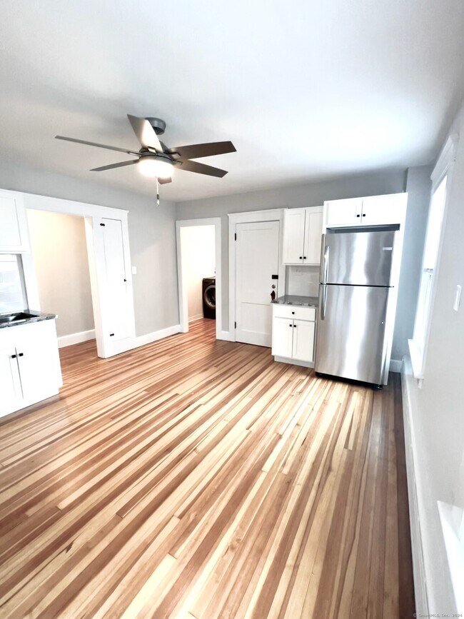 169 N Orchard St, Wallingford, CT 06492 Room for Rent in Wallingford, CT