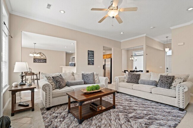 Foto del edificio - One Level Living - Single Family Home in Bay Hills Subdivision 3BD/2BA