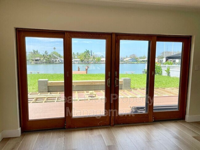 Foto del edificio - 724 Sunset Cove