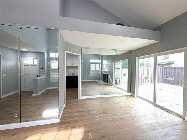 Building Photo - 1187 E 223rd St