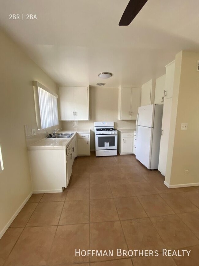 Building Photo - 4025 Coco Ave
