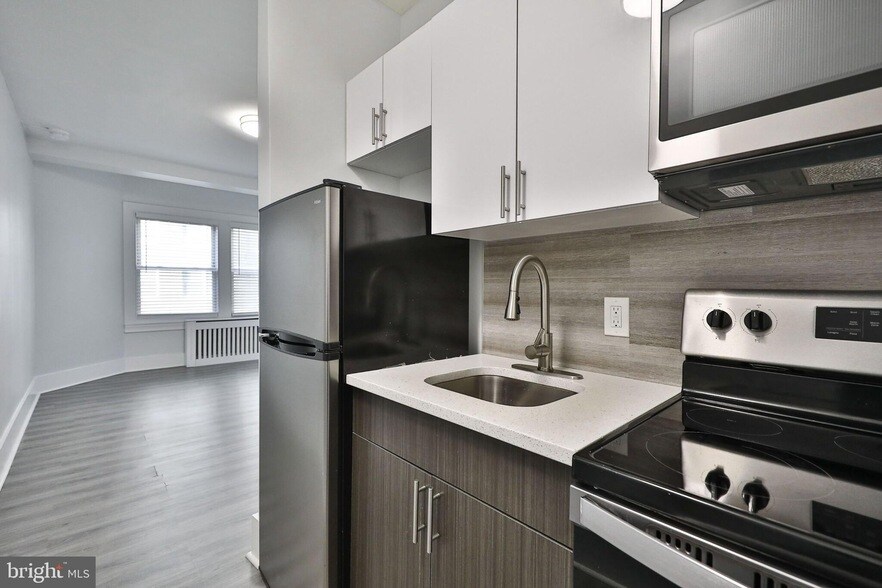 Foto principal - 4247 Locust St