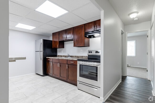 1BR, 1BA - Kitchen - The Onyx on Victoria