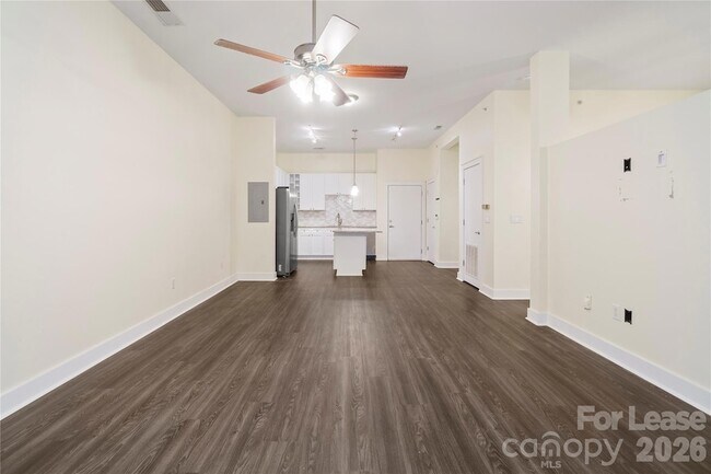 Foto del edificio - 716 N Davidson St