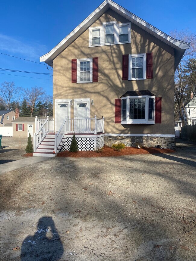 Building Photo - 6 Bayberry Ln