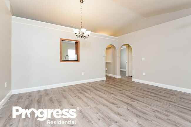 Building Photo - 4207 Mendenwood Ln