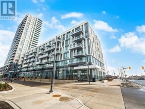 Building Photo - 10 Lagerfeld Dr