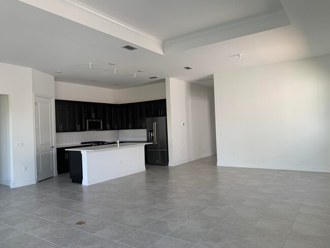 Building Photo - 10377 Northbrook Cir