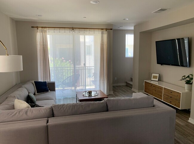 Living Room - 2540 S Escondido Blvd