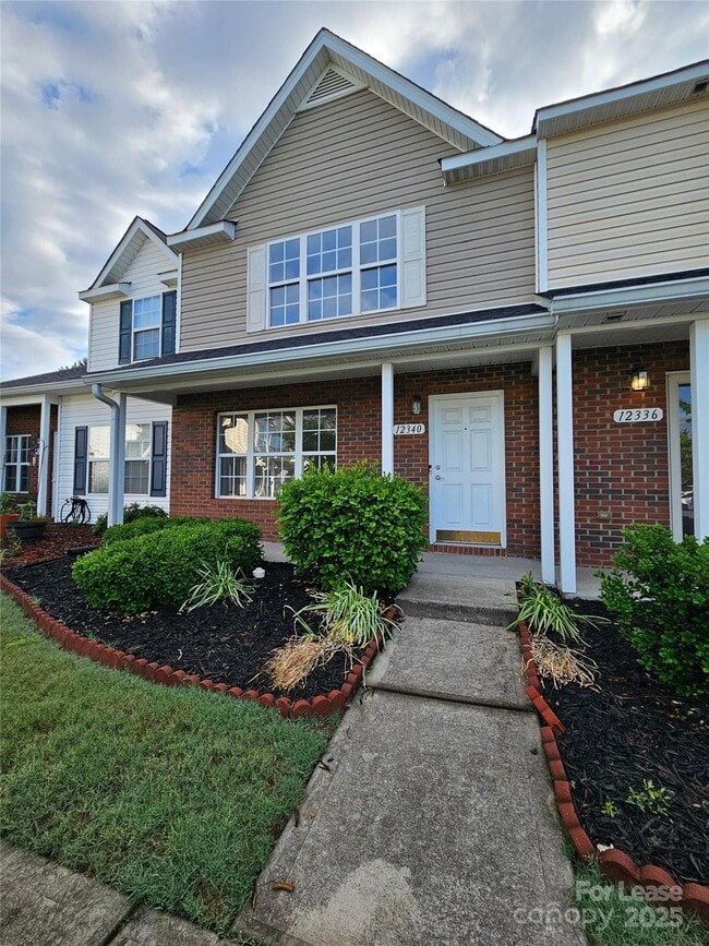 Building Photo - 12340 Honey Hill Ln