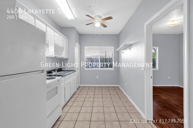 Building Photo - 4406 Lafayette St