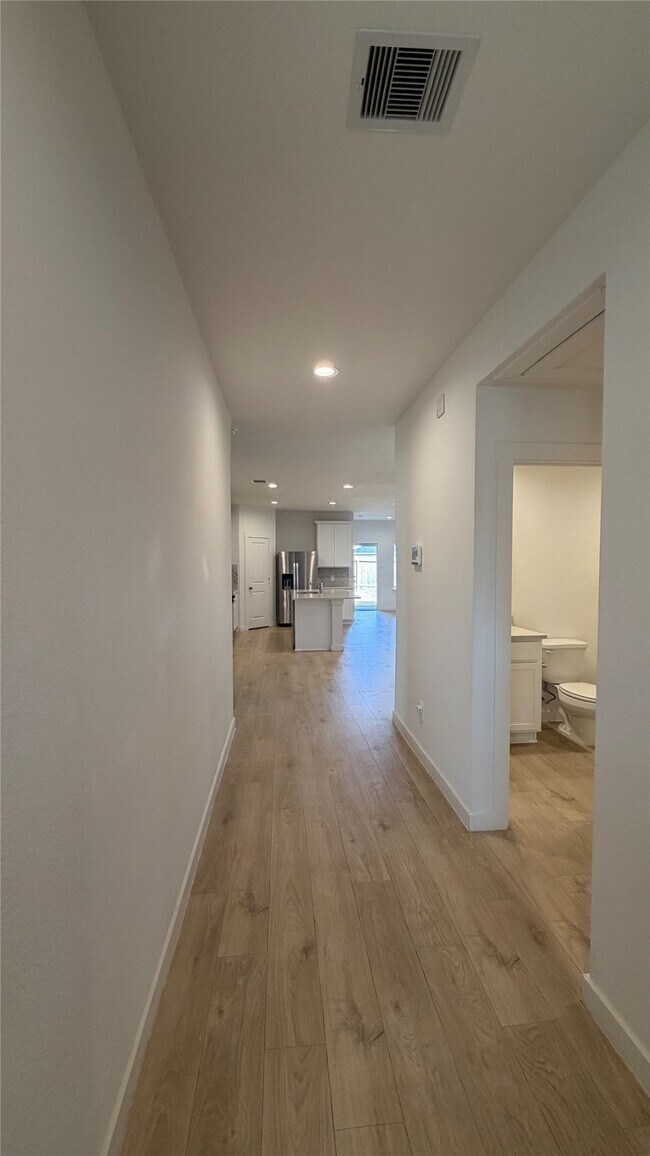 Building Photo - 3927 Wickley Park Way