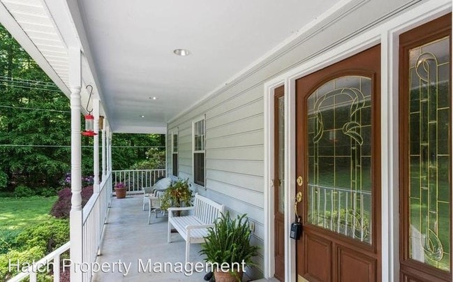 Building Photo - 5800 Three Penny Dr