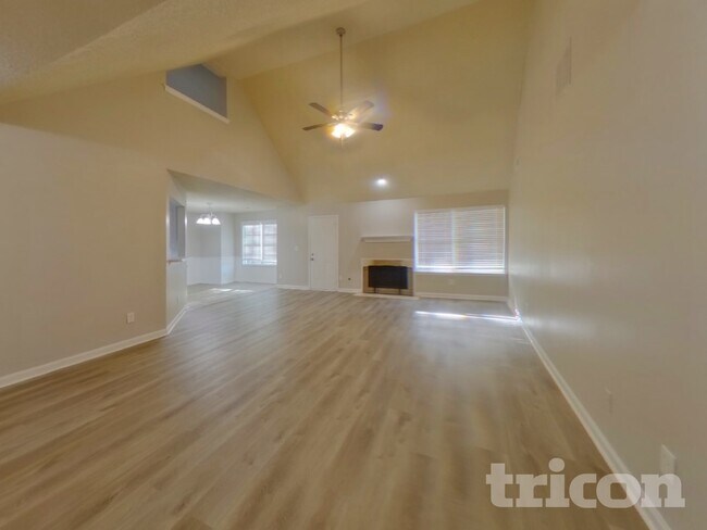 Building Photo - 421 Washington Dr