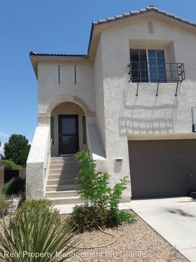 Primary Photo - 10904 Desert Dreamer St NW