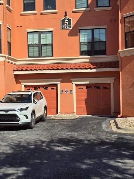 Foto del edificio - 2732 Via Murano