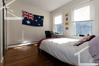 Building Photo - 67 Thatcher St