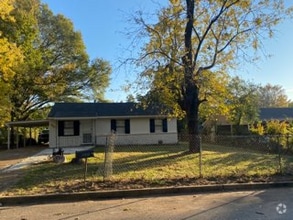 Building Photo - 3881 Windy Ave