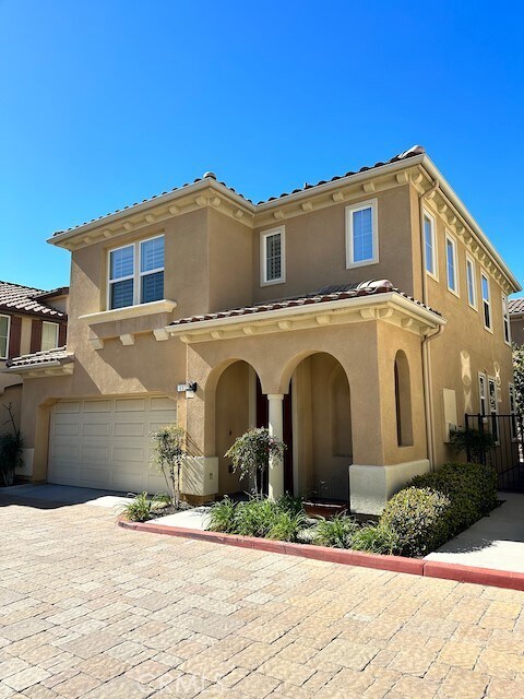 Primary Photo - 4121 Silverado Ct